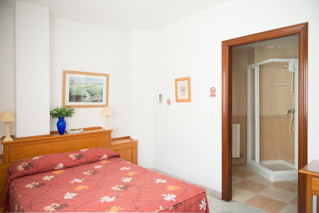 Hostal Camino Real Γρανάδα Δωμάτιο φωτογραφία
